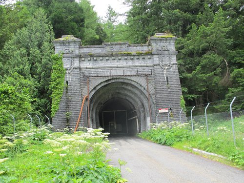 Actu/entree-tunnel-ferroviaire-du-Somport_AJL-LVDR_21-04-2014.jpg