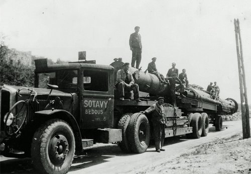 DocPictures/66MA-08_transport-d-un-tuyau-de-centrale-A-Verdy_Bedous.jpg