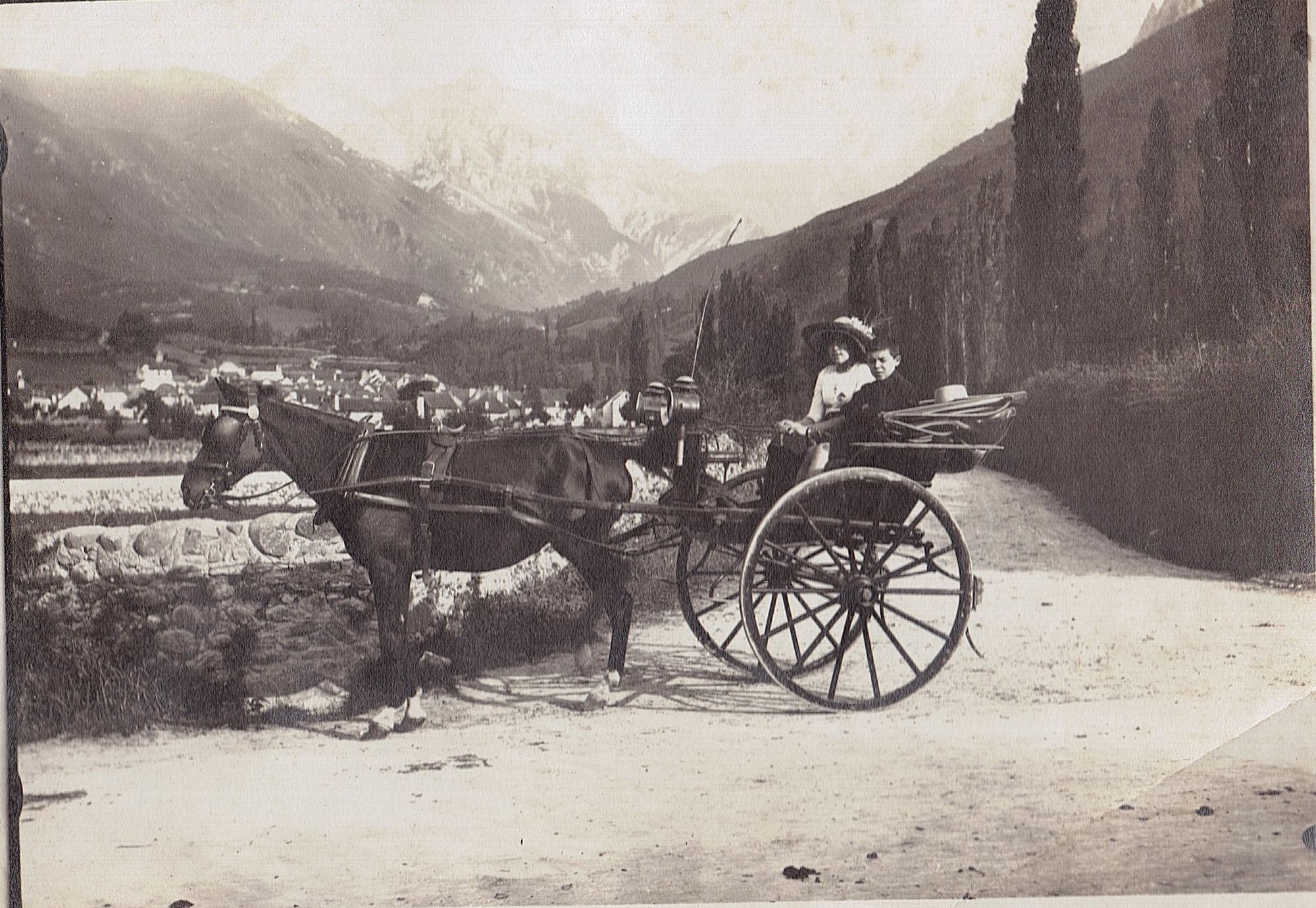 DocPictures/marie_et_Francois_Carles_1912.jpg